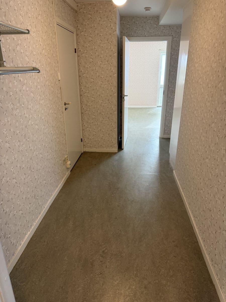 Hall efter tömning